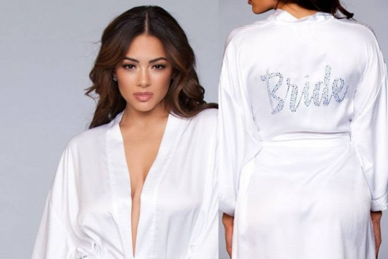 تحضيرات العروس لشهر العسل