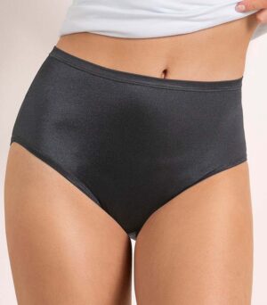 سروال من ماركة ليونيسا كلاسيكي