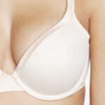 حمالة صدر كورين بوش اب من ماركة دومينيك