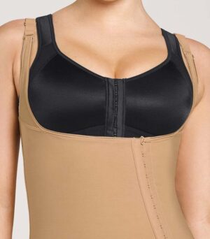 مشد بودي سوت لبعد العمليات الجراحية 01