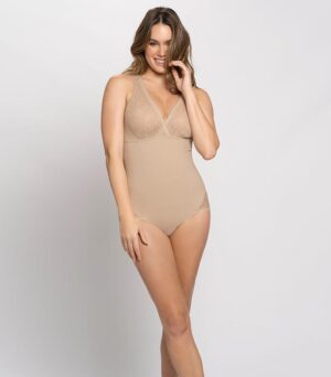 مشد نحت الجسم، بتفاصيل من قماش شفاف مخطط